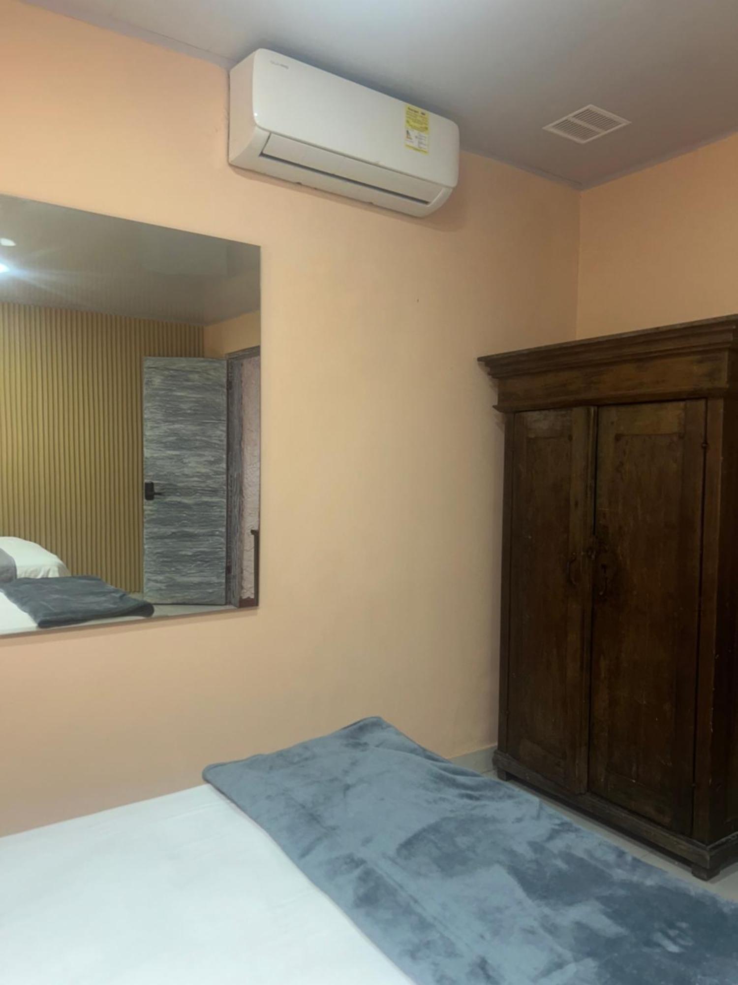 Galeria La Trinidad Hotel