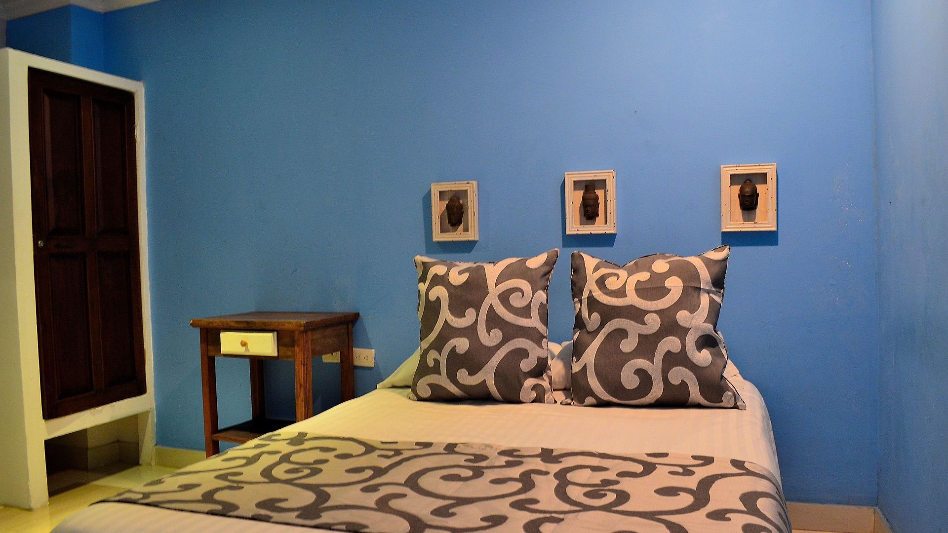 Galeria La Trinidad Hotel