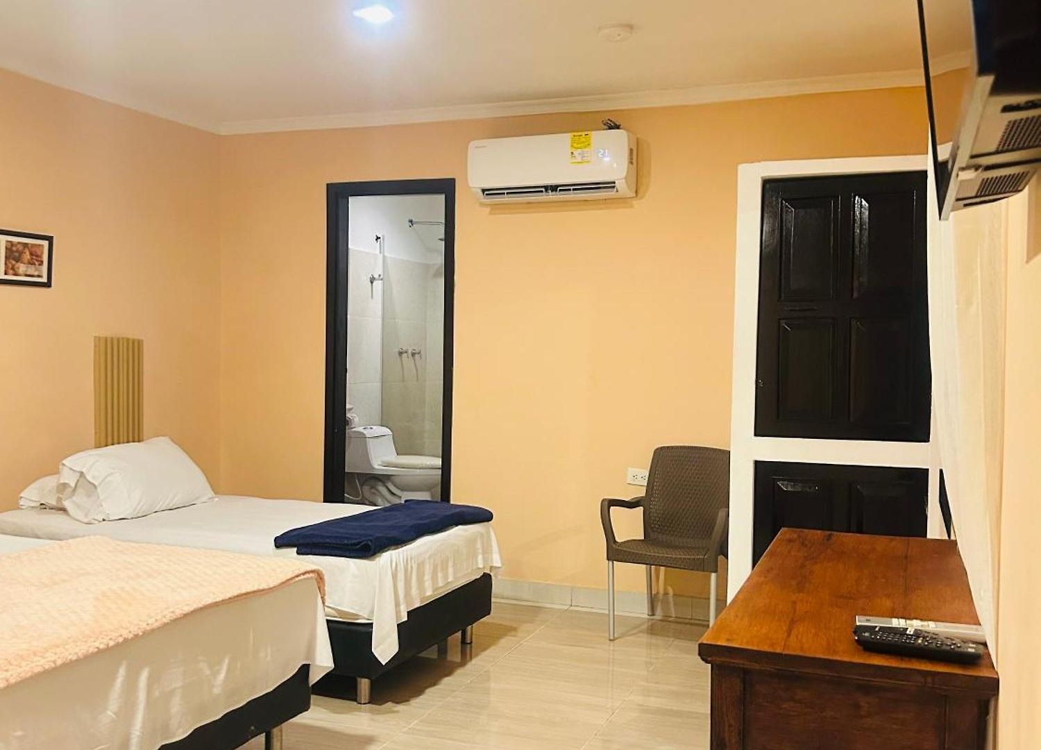 Galeria La Trinidad 3*