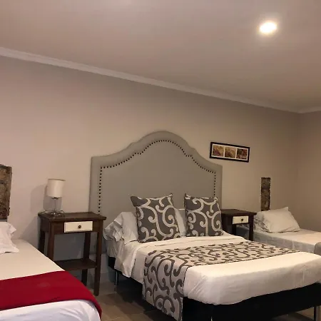 Galeria La Trinidad Hotel 3*