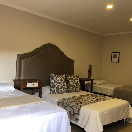 Galeria La Trinidad 3*