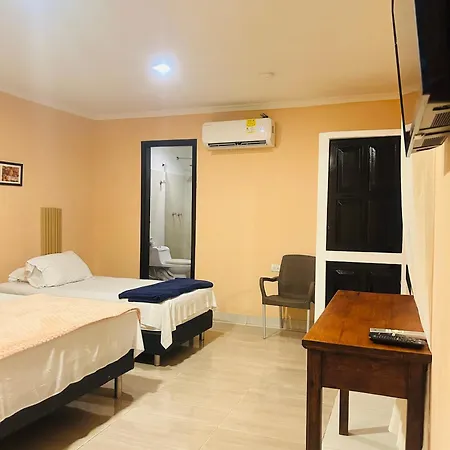 Galeria La Trinidad 3*