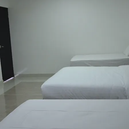 Hotel Galeria La Trinidad 3*