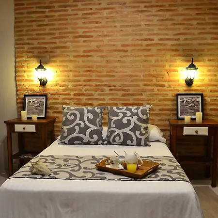 Hotel Galeria La Trinidad 3*